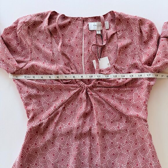 NWT Equipment Femme Arden 100% Silk Geometric Print Blouse in Earth Red Size 6 - Picture 13 of 14